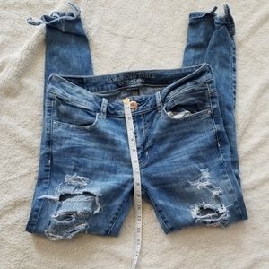 American Eagle Outfitters size 8 distressed jeans